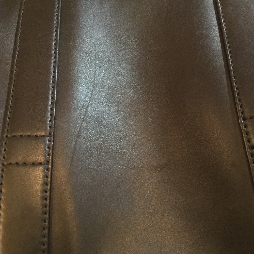 Aritzia’s Six Eleven black leather McDuffle - Picture 7 of 14
